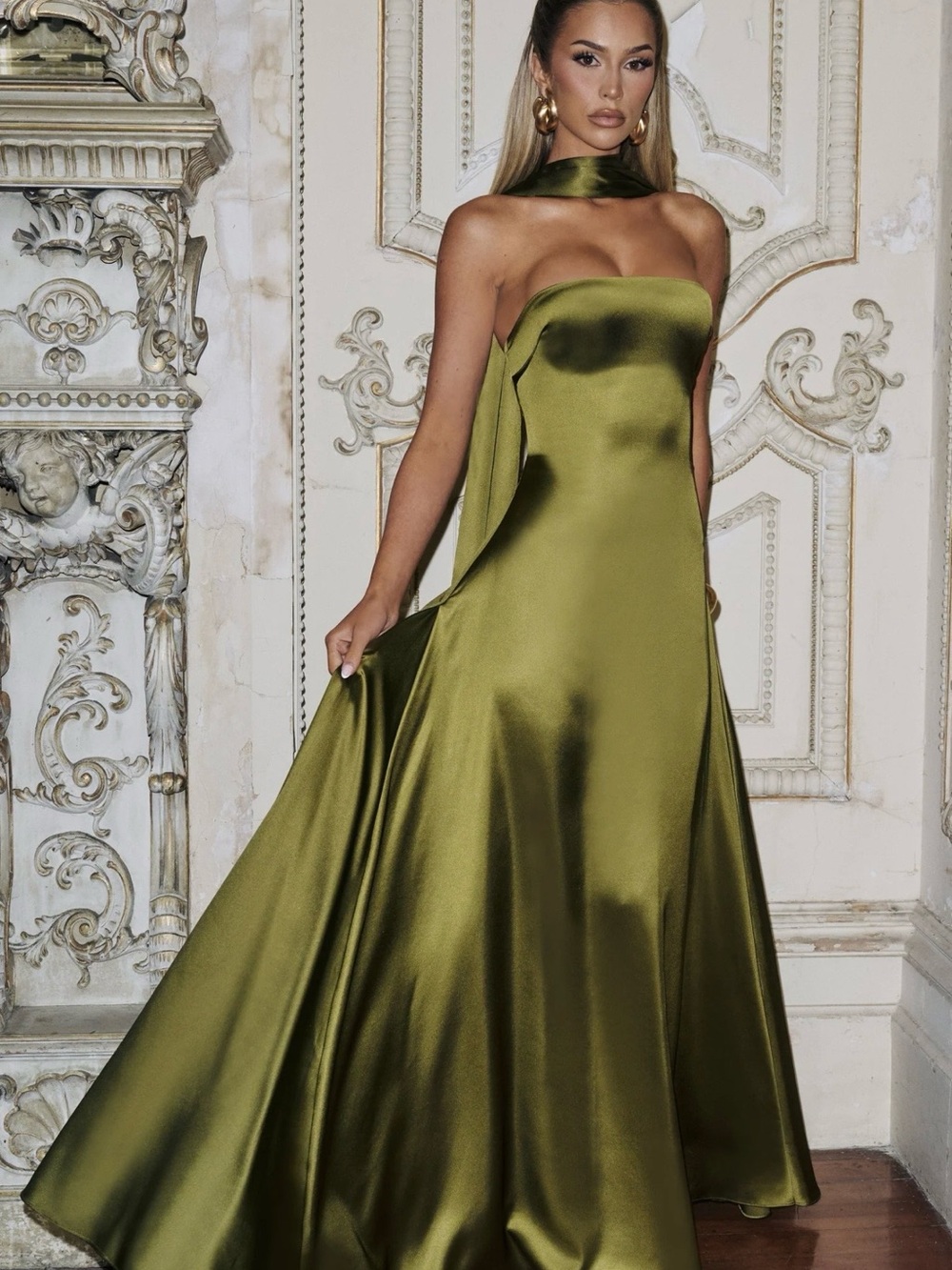 *BRAND NEW WITH TAGS* Baby Boo MORVEN MAXI DRESS - DEEP OLIVE
